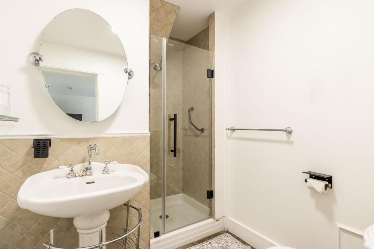 B&B Hillhouse Lac-Brome Luaran gambar