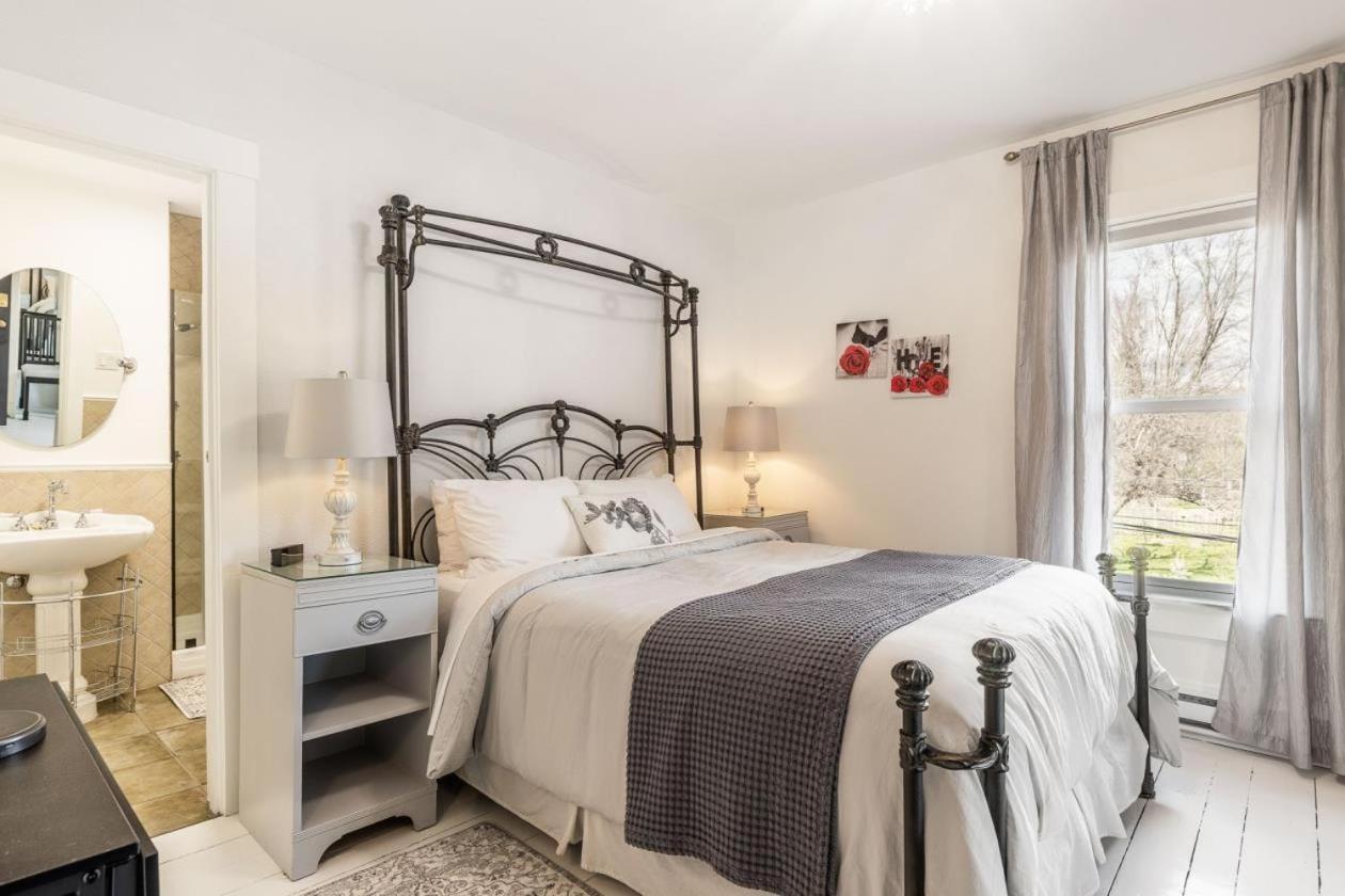 B&B Hillhouse Lac-Brome Luaran gambar