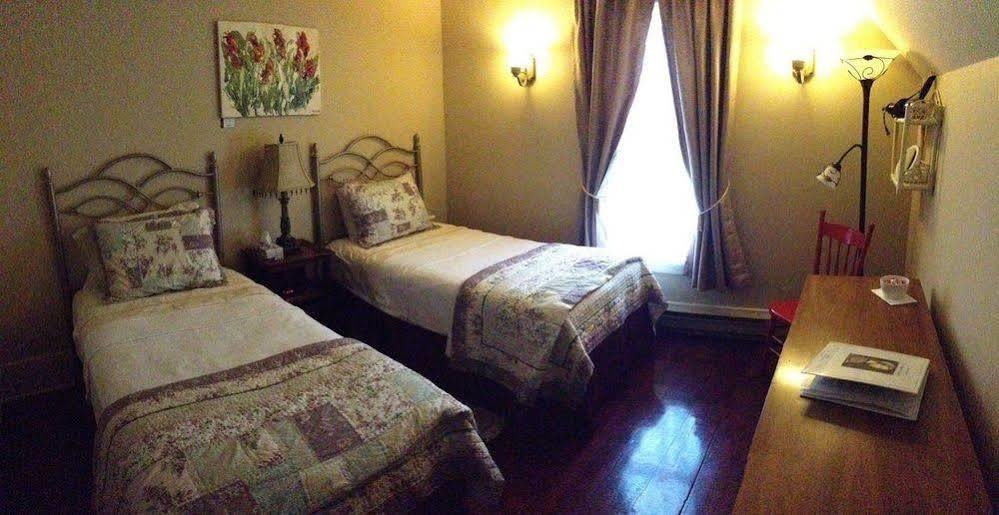 B&B Hillhouse Lac-Brome Luaran gambar